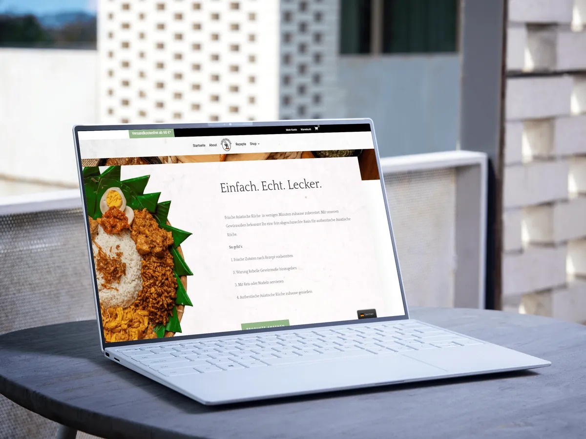 Website von Rindu Nusantara, dargestellt auf einem Bildschirm
